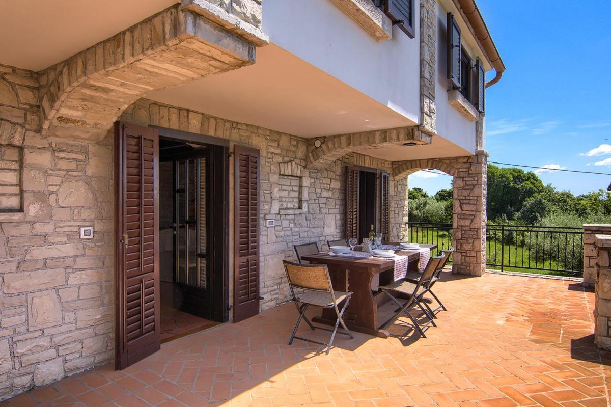 Holiday Home Kukurin Bale Exterior foto